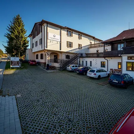 Valnovka Wellness Otel 3*
